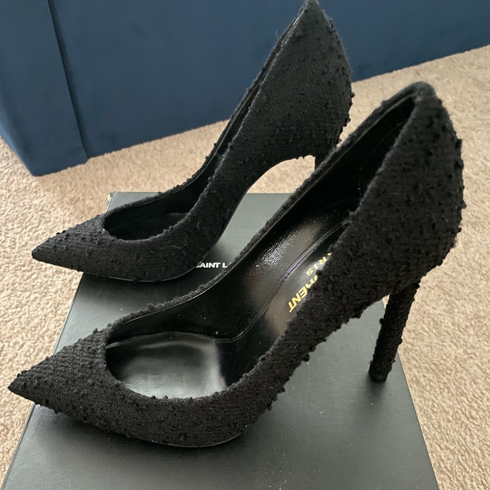 Saint Laurent pumps